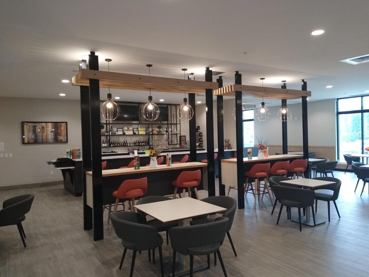 Holiday Inn - Kansas City - Northeast By Ihg Kültér fotó