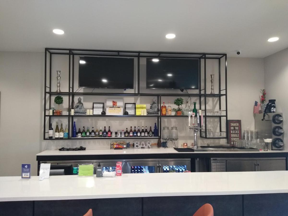 Holiday Inn - Kansas City - Northeast By Ihg Kültér fotó